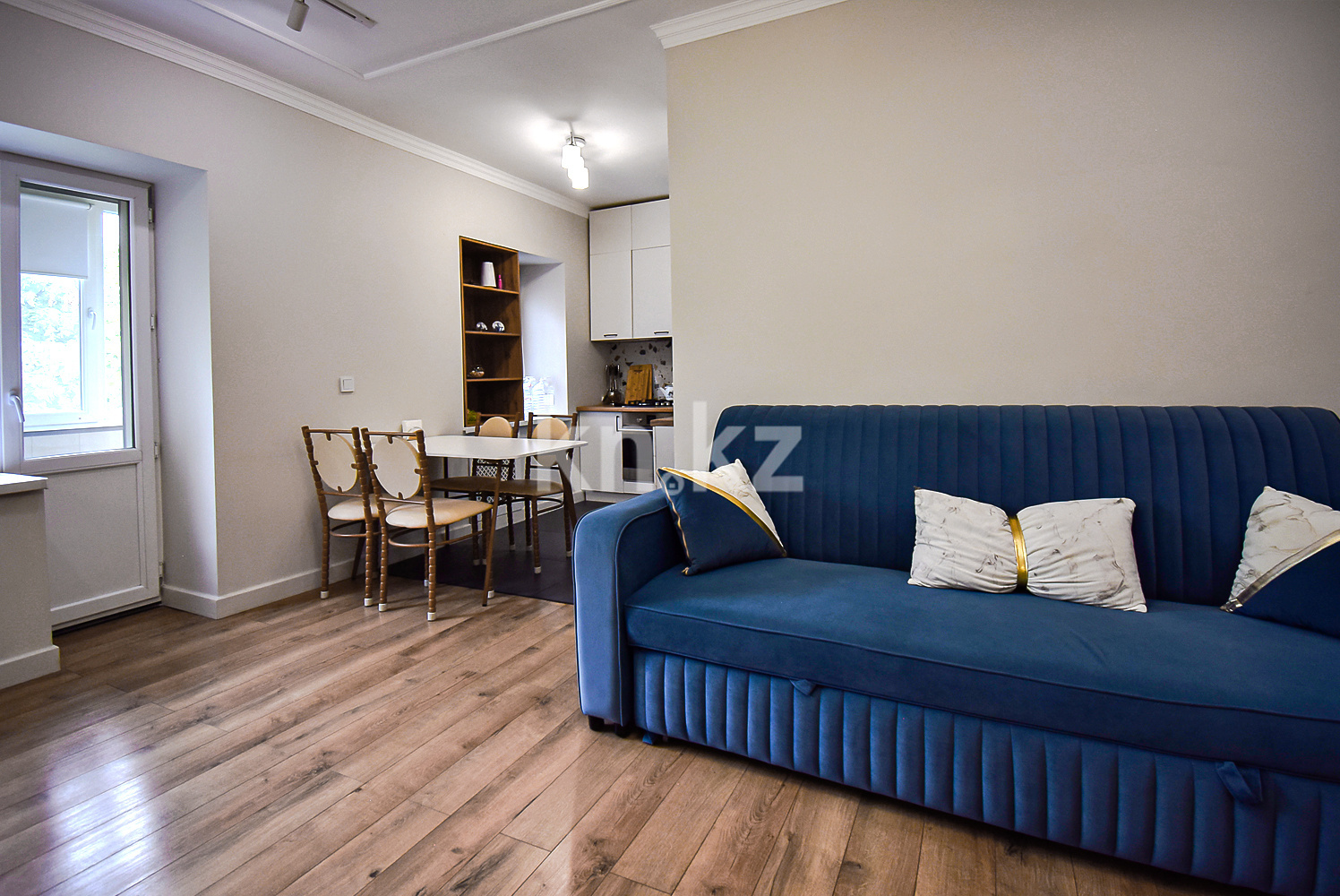 Продажа 2-комнатной квартиры, 52.9 м² в Алматы - фото 4