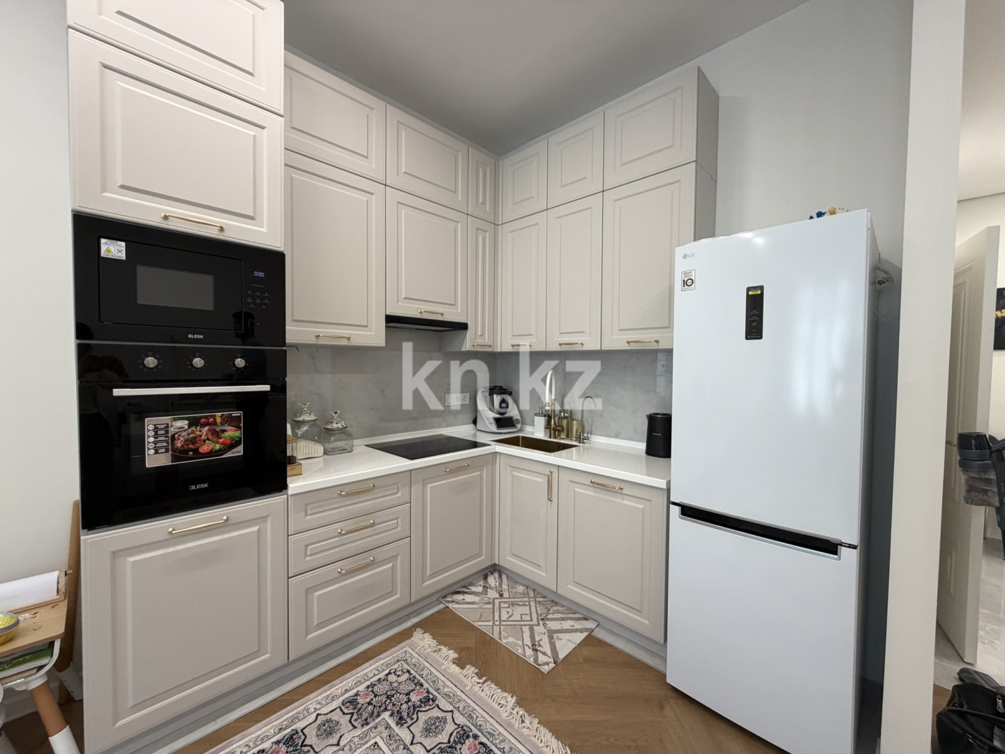 Продажа 2-комнатной квартиры, 63 м² в Алматы - фото 2