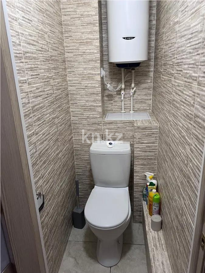 Продажа 3-комнатной квартиры, 63 м², ул. Гапеева, дом  1 - Продажа  трехкомнатных квартир в Караганде фото 6 из 7