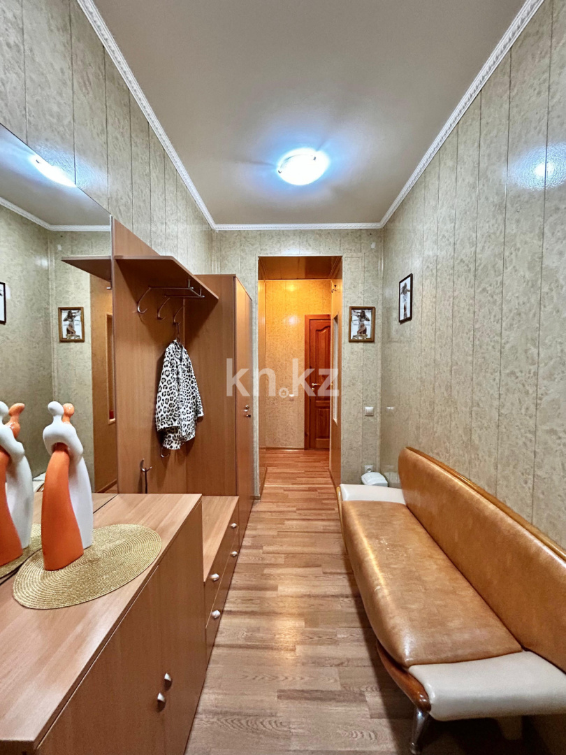 Продажа , 41.3 м², ул. Лободы - Продажа офисных и торговых помещений в Караганде фото 1 из 14