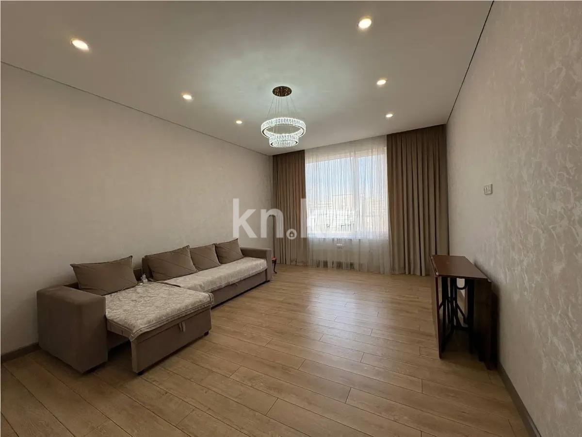 Продажа 3-комнатной квартиры, 88.3 м², ул. Байтурсынова, дом  10/2 - Продажа  трехкомнатных квартир в Астане без посредников с фото фото 1 из 7