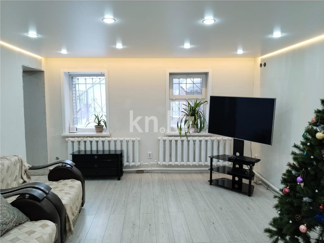 Продажа 5-комнатного дома, 105 м² - Недвижимость в Караганде - страница 26 фото 1 из 21