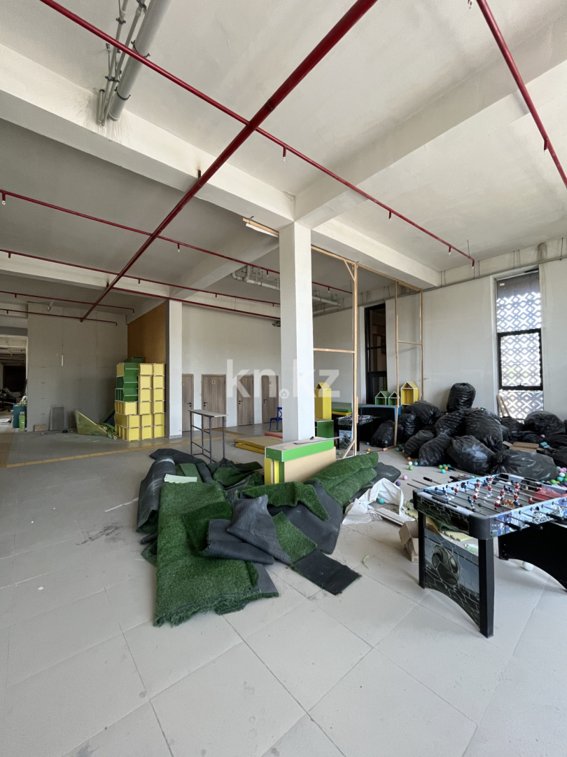 Аренда здания, 1000 м² - Аренда недвижимости в Шымкенте фото 12 из 13