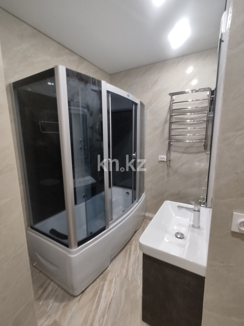 Продажа 2-комнатной квартиры, 73.3 м² в Алматы - фото 17