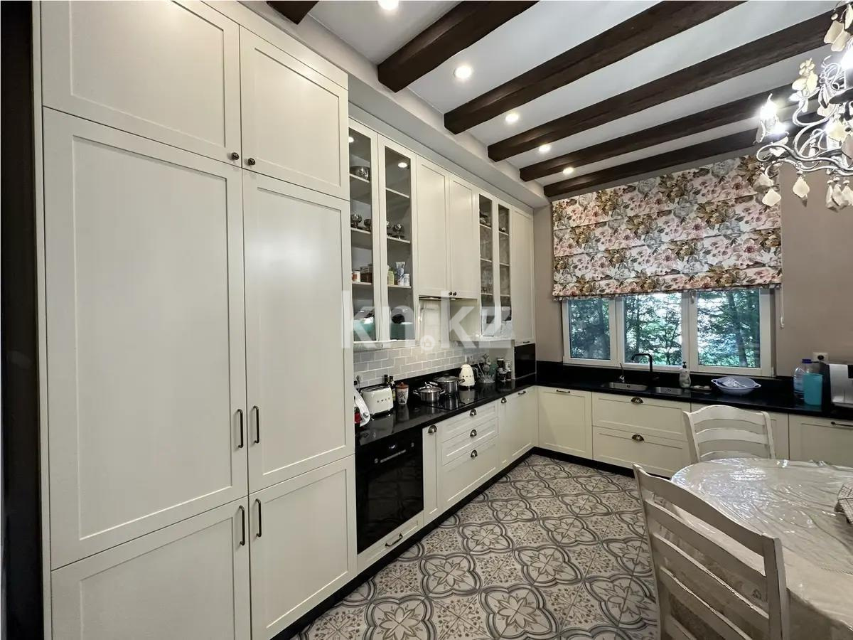 Продажа 5-комнатной квартиры, 230 м², мкр. Архат, дом  20/3 - Продажа квартир в Алматы фото 6 из 9