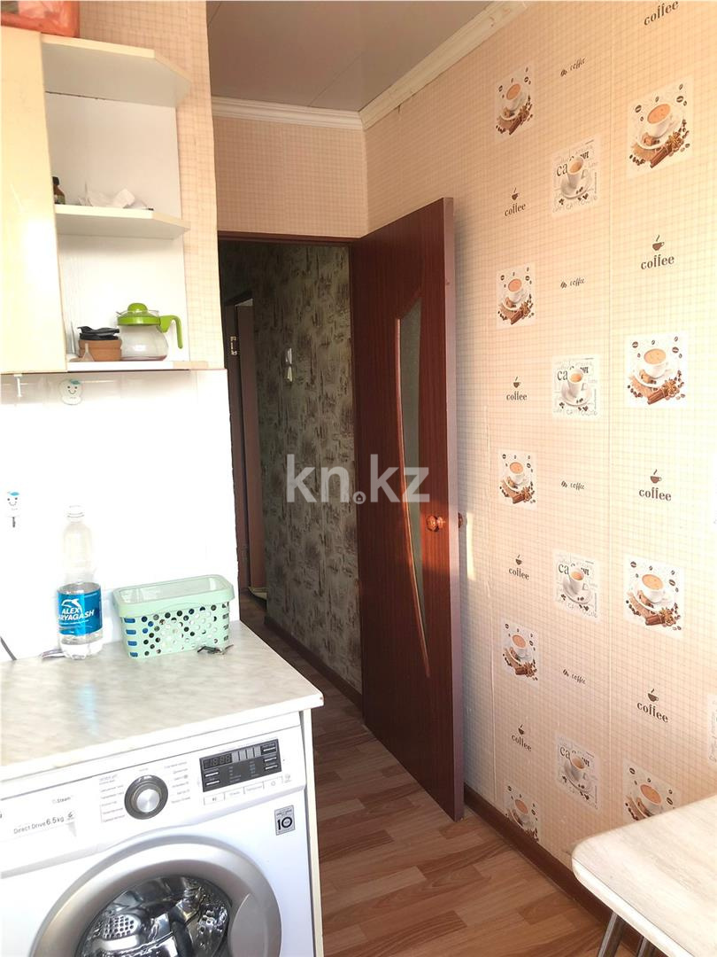 Продажа 1-комнатной квартиры, 30 м² - Продажа квартир в Караганде в Майкудуке - страница 3 фото 5 из 12