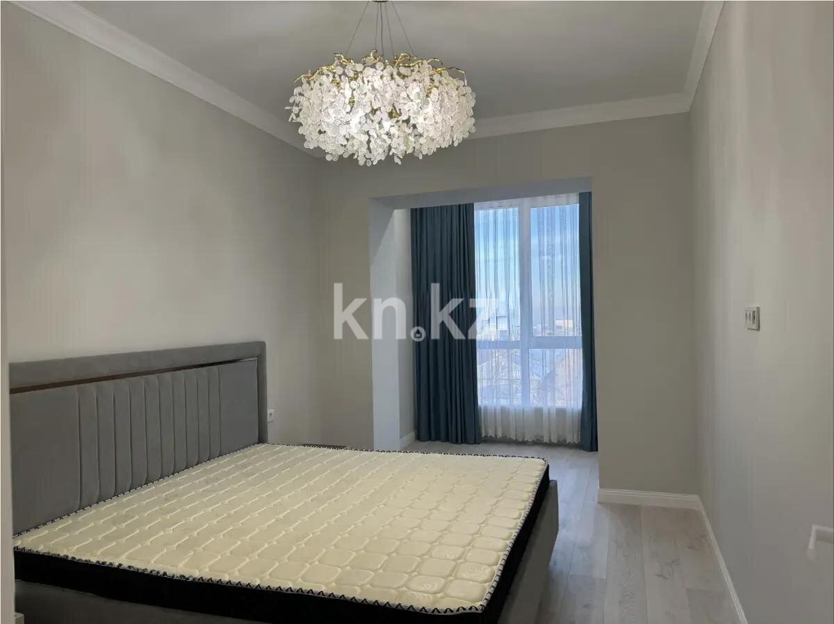 Продажа 2-комнатной квартиры, 72.5 м² в Алматы - фото 2