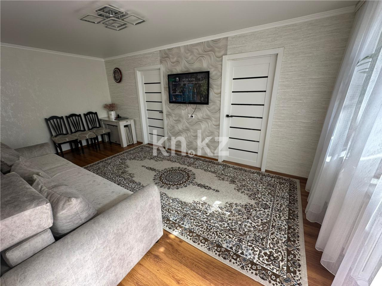 Продажа 3-комнатной квартиры, 48 м² - Продажа трехкомнатных квартир в панельном доме в Караганде фото 2 из 11