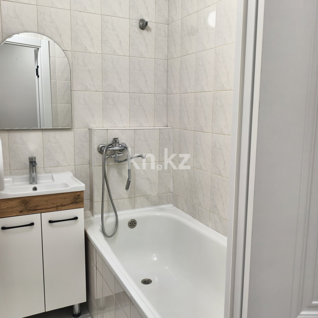Продажа 3-комнатной квартиры, 60 м² в Алматы - фото 14