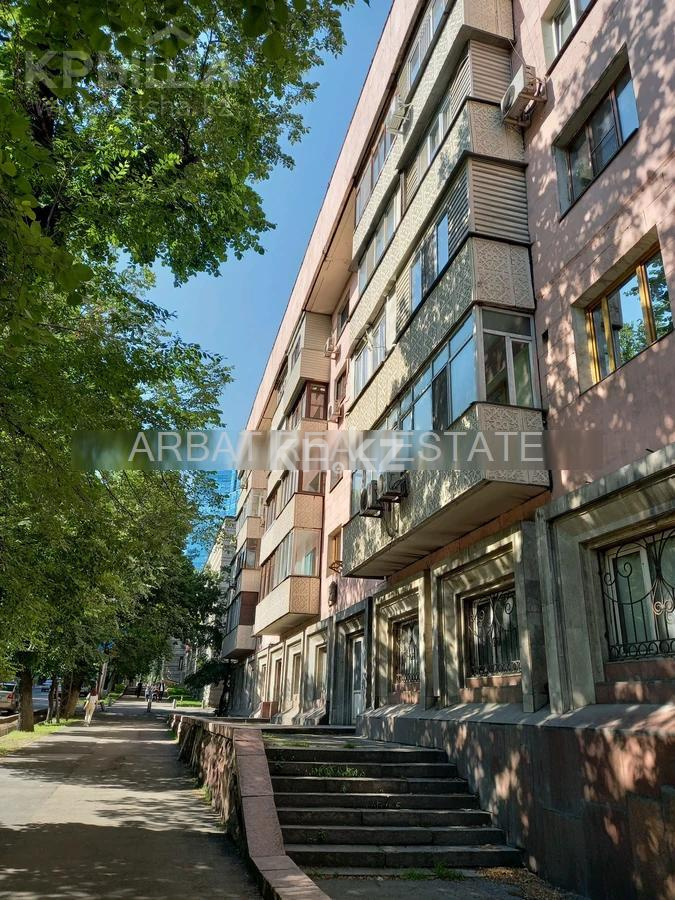 Продажа 3-комнатной квартиры, 68 м², ул. Кунаева, дом  73 - ул. Гоголя - Продажа квартир в Алматы фото 2 из 13
