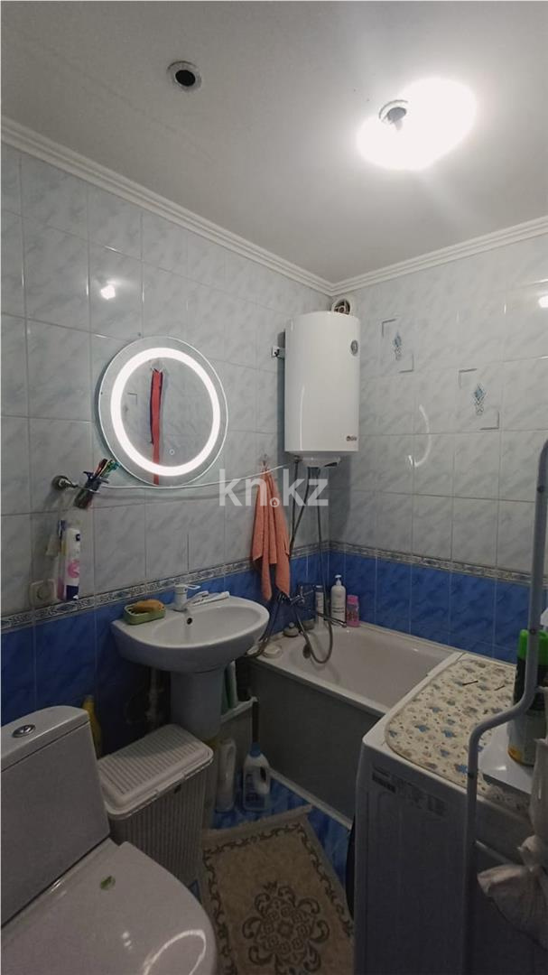 Продажа 2-комнатной квартиры, 47 м², мкр-н 19 в Караганде - фото 6