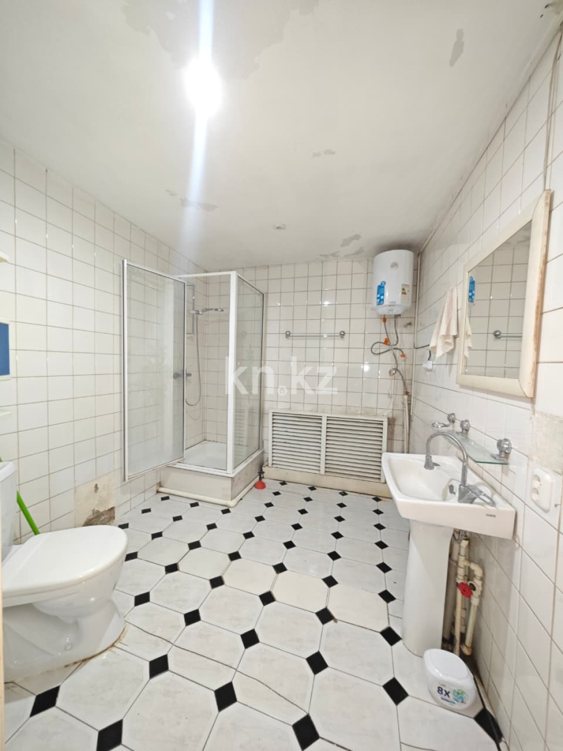 Аренда 4-комнатного дома, 105 м², ул. Сатпаева, дом  6 - Аренда домов в Караганде фото 9 из 19