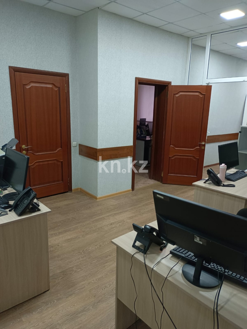 Продажа , 230 м², пр. Сарыарка, дом  8/1 - Продажа офисных и торговых помещений в Астане с фото фото 2 из 7