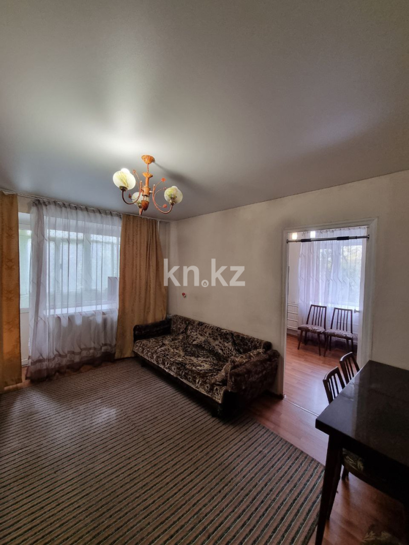 Продажа 3-комнатной квартиры, 50 м², ул. Аманжолова, дом  21 - Продажа квартир в Караганде фото 12 из 15