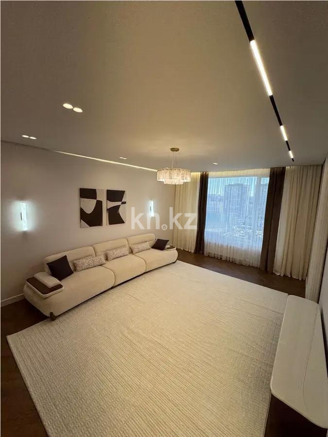 Продажа 3-комнатной квартиры, 103 м², ул. Сыганак, дом  52/1 - Продажа  трехкомнатных квартир в Астане без посредников с фото фото 1 из 7