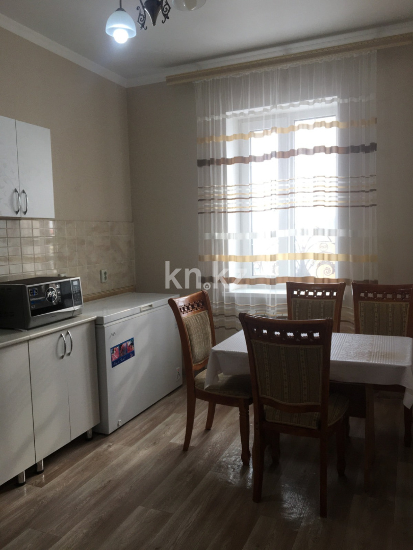 Аренда 1-комнатной квартиры, 43 м² в Астане