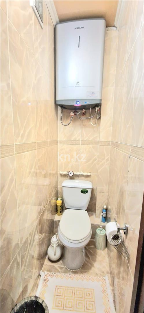 Продажа 3-комнатной квартиры, 62 м², мкр-н 15 - Продажа квартир в Караганде фото 20 из 24