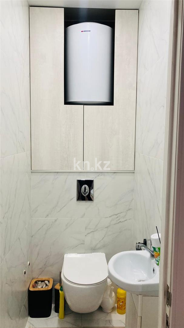 Продажа 3-комнатной квартиры, 84 м², ул. Сатыбалдина - Продажа  трехкомнатных квартир в Караганде фото 14 из 26