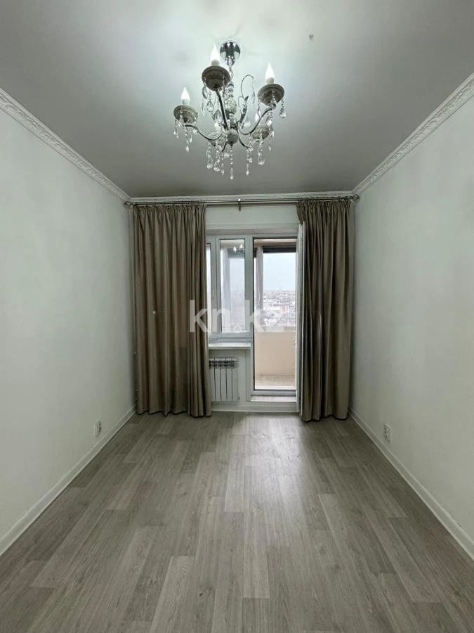 Продажа 3-комнатной квартиры, 64 м², ул. Тургута Озала, дом  26 в Алматы - фото 6