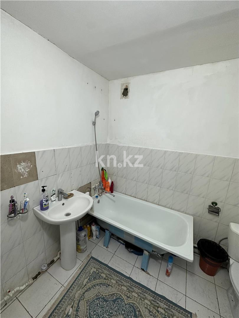 Продажа 2-комнатной квартиры, 59 м², ул. Карбышева, дом  14 в Караганде - фото 7