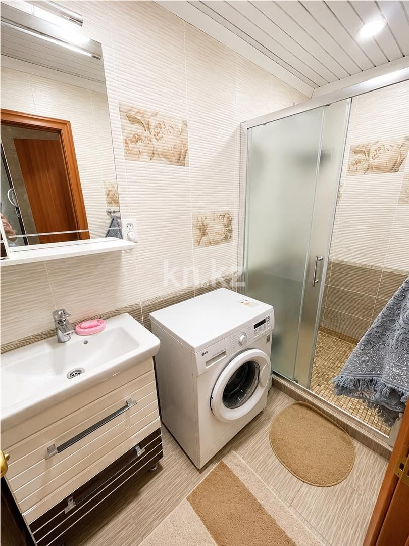 Продажа 4-комнатной квартиры, 64 м² - Продажа квартир в Казахстане - страница 3 фото 9 из 12