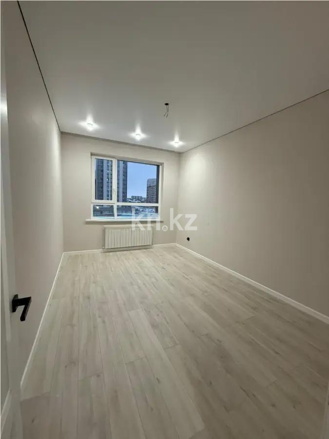 Продажа 2-комнатной квартиры, 65.7 м², пр. Кошкарбаева, дом  54а в Астане