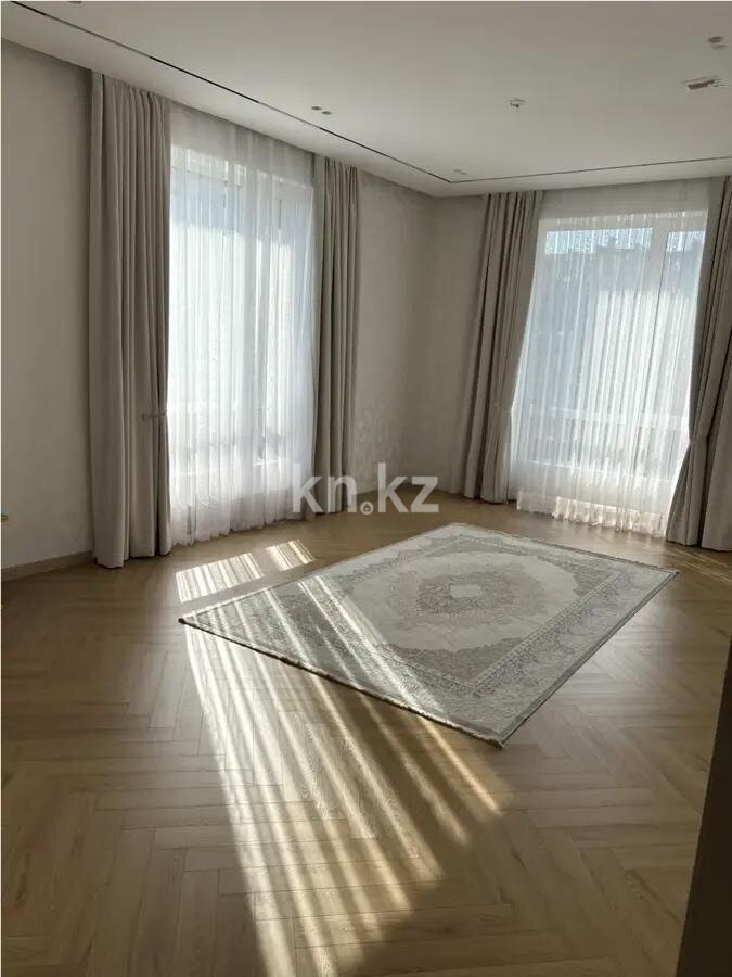 Продажа 4-комнатной квартиры, 133 м² в Алматы