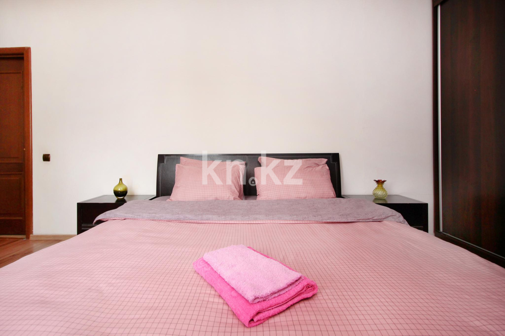 Аренда 2-комнатной квартиры посуточно, 80 м², Достык, дом  162 - ул. Жолдасбекова - Аренда жилой и коммерческой недвижимости в Алматы фото 9 из 20