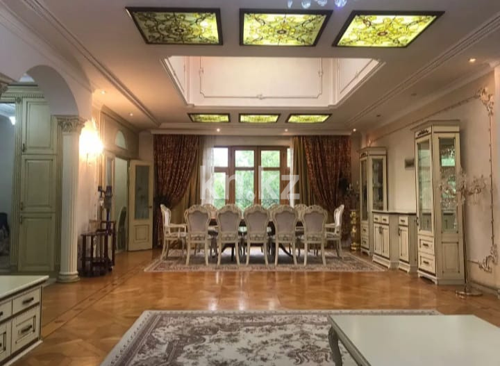 Аренда 4-комнатной квартиры, 182 м², Мирас, дом  53/54 - Аренда квартир помесячно в Казахстане фото 1 из 12