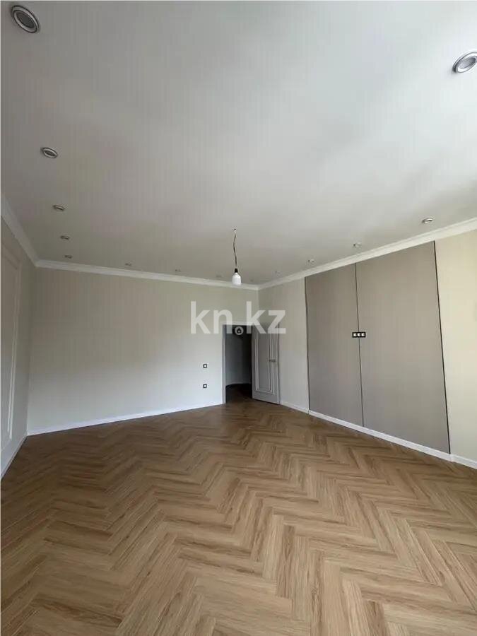 Продажа 4-комнатной квартиры, 114 м² в Астане