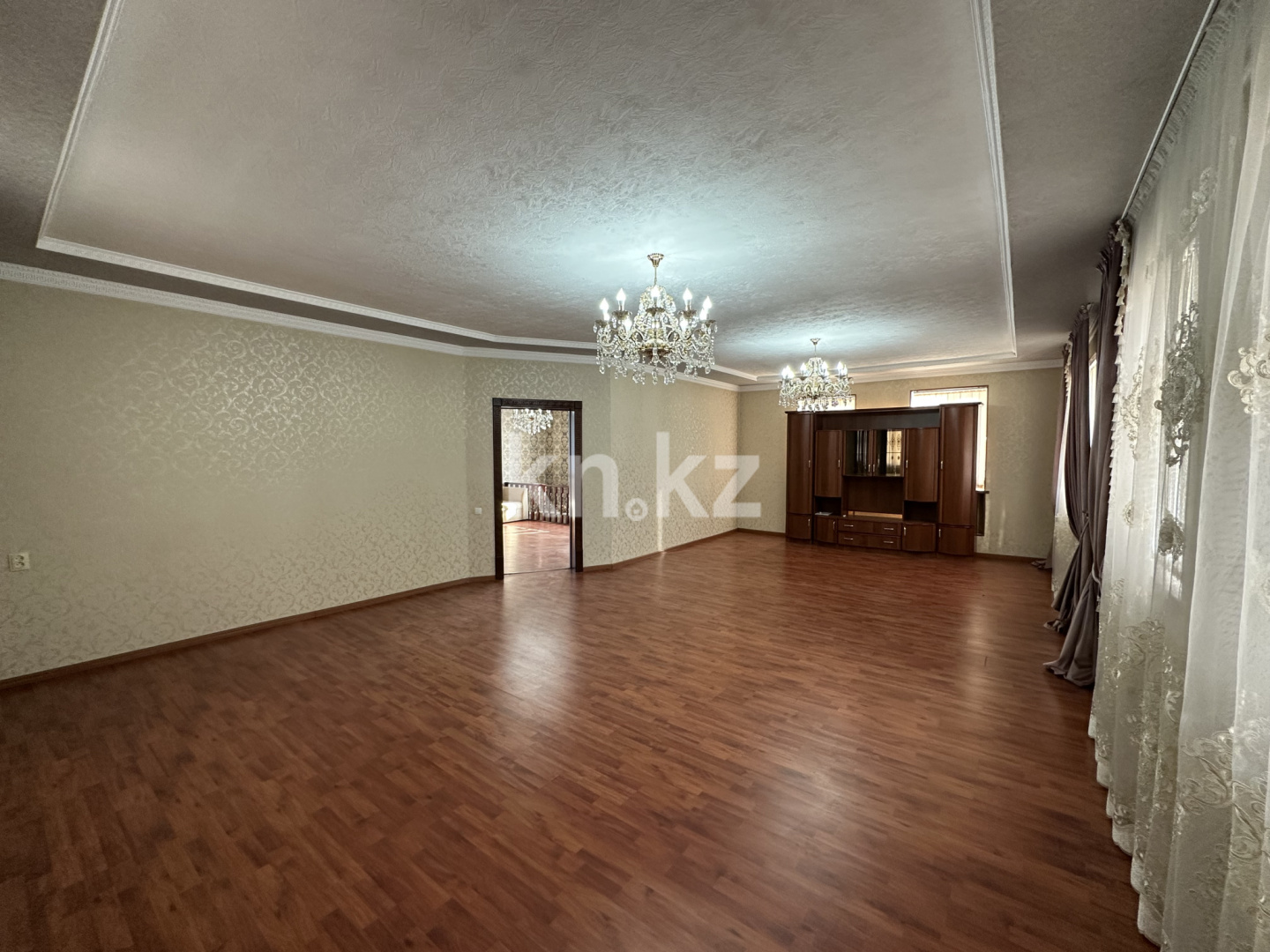 Продажа 7-комнатного дома, 280 м², Нурашбеков, дом  2 - Продажа домов, коттеджей в Казахстане фото 22 из 26