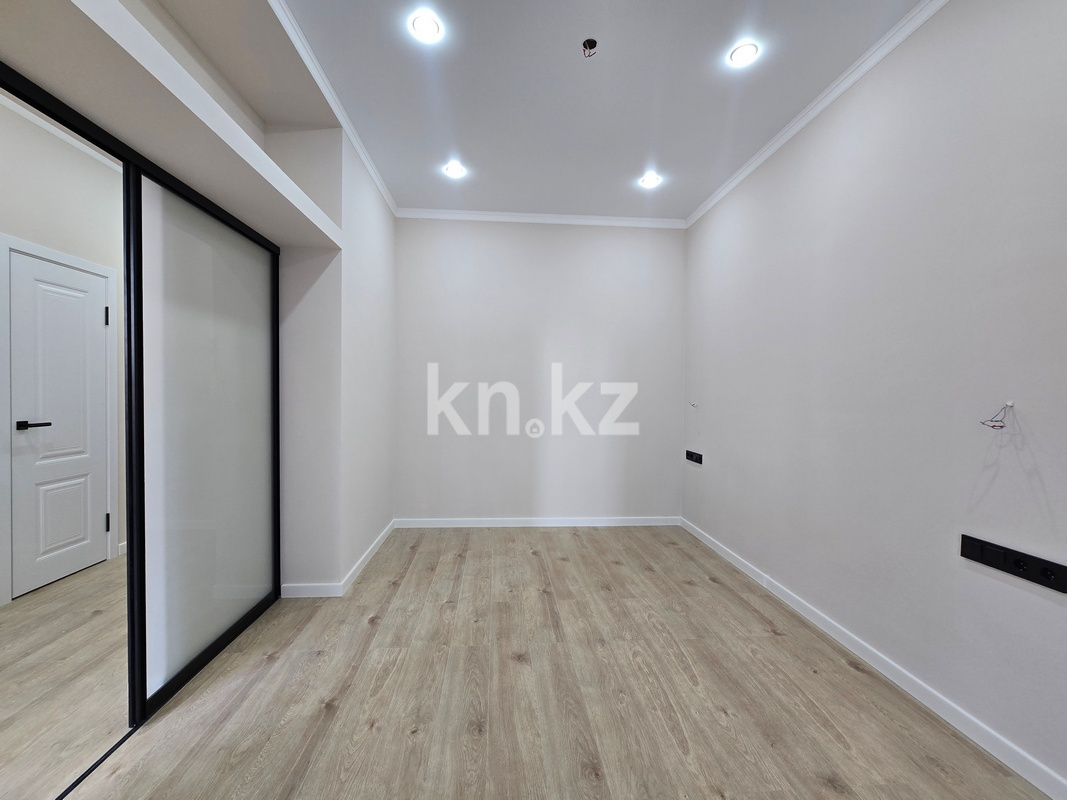 Продажа 2-комнатной квартиры, 55 м², ул. Тургута Озала в Алматы - фото 13