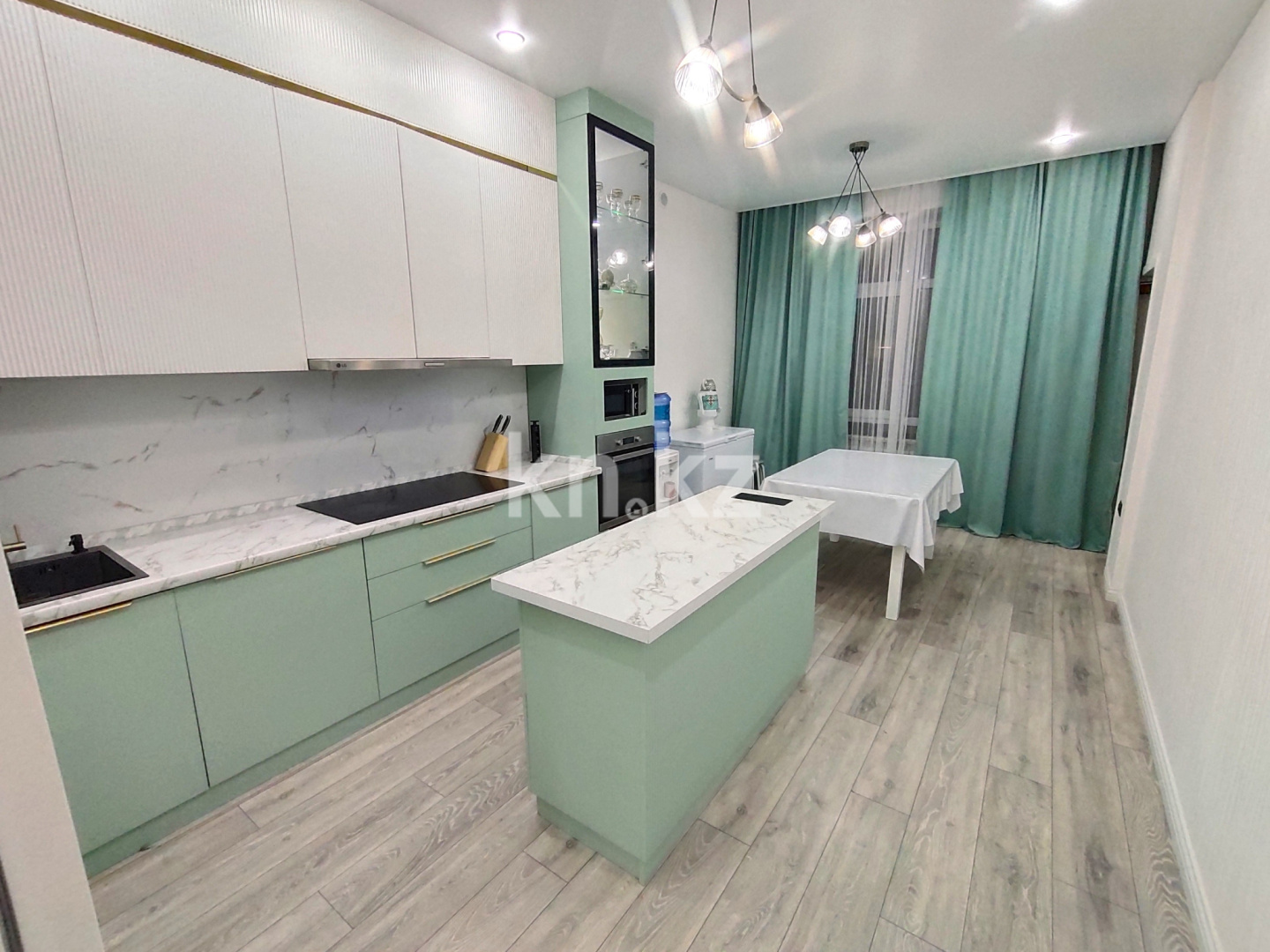 Продажа 4-комнатной квартиры, 145 м², ул. Таттимбета - Продажа  четырехкомнатных квартир в Караганде фото 11 из 25