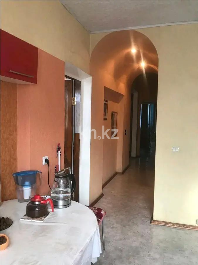 Продажа 3-комнатной квартиры, 74 м², пр. Бухар-жырау, дом  28а - Продажа квартир в Караганде фото 3 из 5