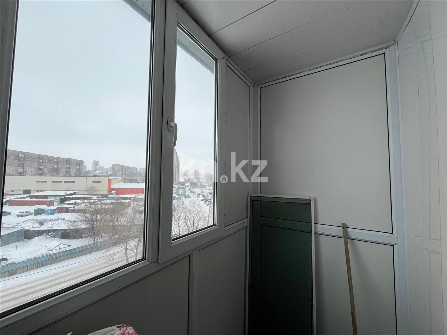 Продажа 3-комнатной квартиры, 61 м², мкр-н Восток-1 в Караганде - фото 19