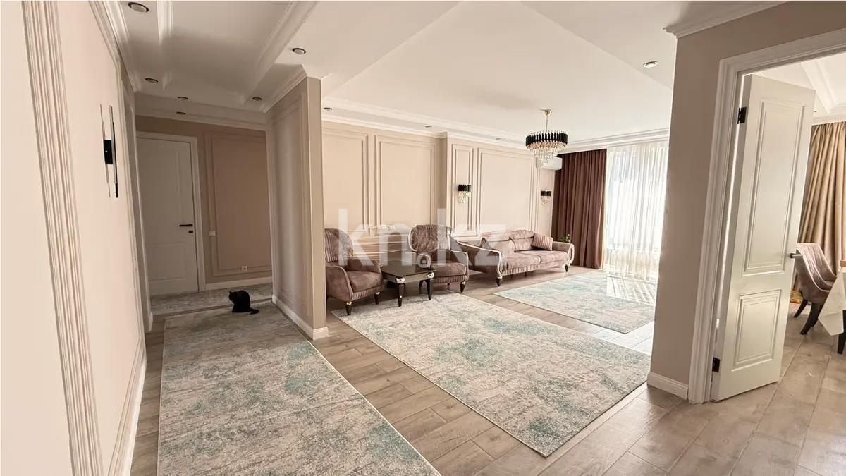 Продажа 4-комнатной квартиры, 117 м², ул. Бокейхана, дом  42/1 - Продажа квартир в Казахстане фото 1 из 8