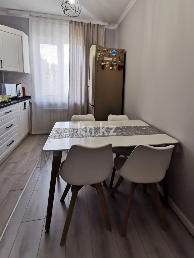 Продажа 2-комнатной квартиры, 64 м², Кокжиек в Алматы - фото 3