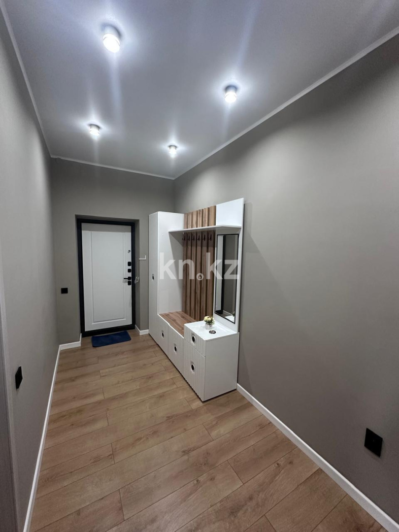 Продажа 2-комнатной квартиры, 72 м², ул. Муканова, дом  41/25 в Караганде - фото 11