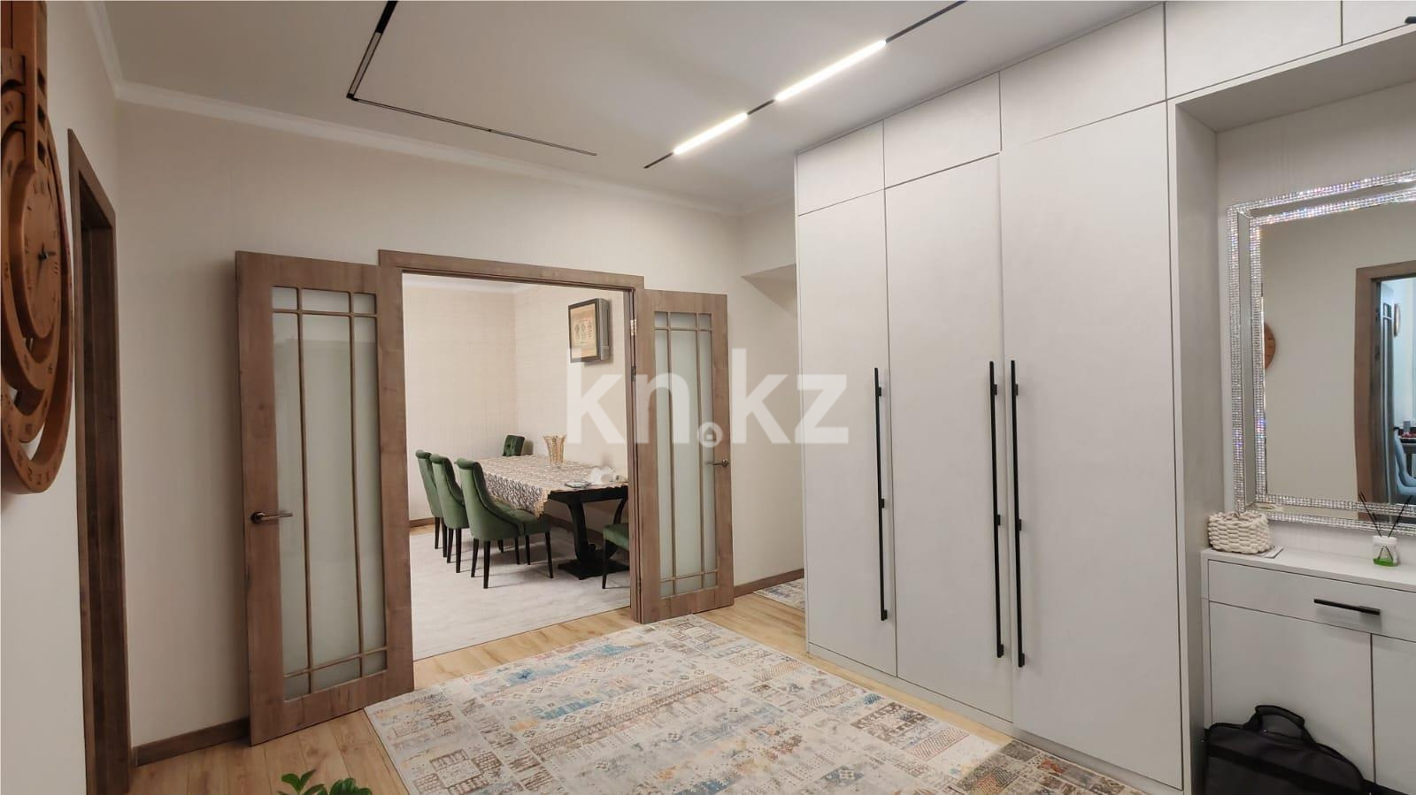 Продажа 4-комнатной квартиры, 123 м², ул. Дюсембекова - Продажа квартир в новостройках Караганды фото 18 из 31