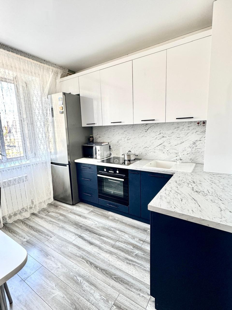 Продажа 2-комнатной квартиры, 70 м², ул. Бейбарыс Султан, дом  11 - Продажа квартир в Астане фото 1 из 16