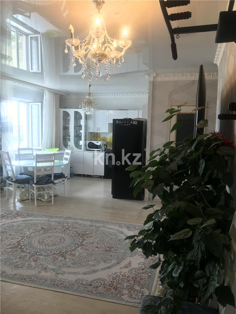 Продажа 3-комнатной квартиры, 80 м², ул. Сарыарка - Продажа  трехкомнатных квартир в Караганде фото 4 из 15