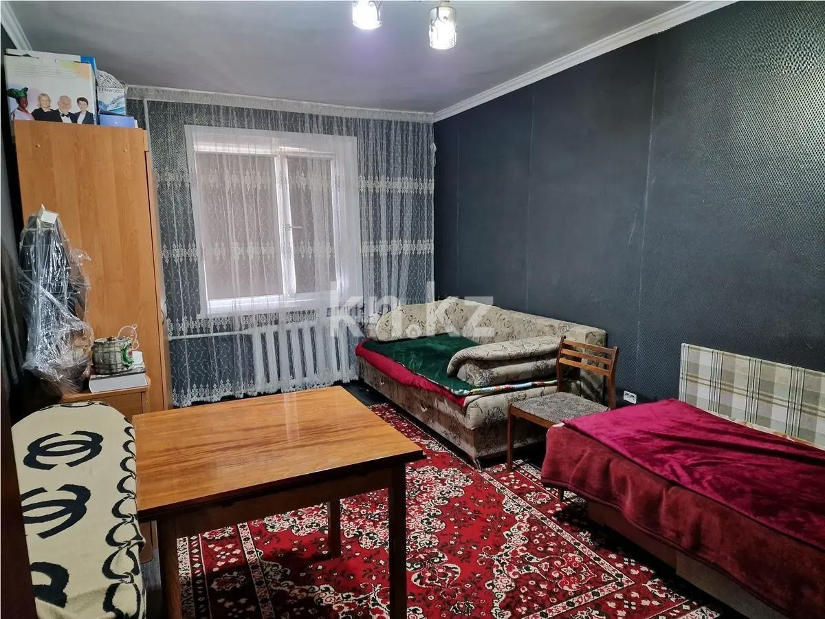 Продажа 4-комнатной квартиры, 76 м², пр. Республики, дом  18 - Продажа  четырехкомнатных квартир в Караганде без посредников фото 2 из 6