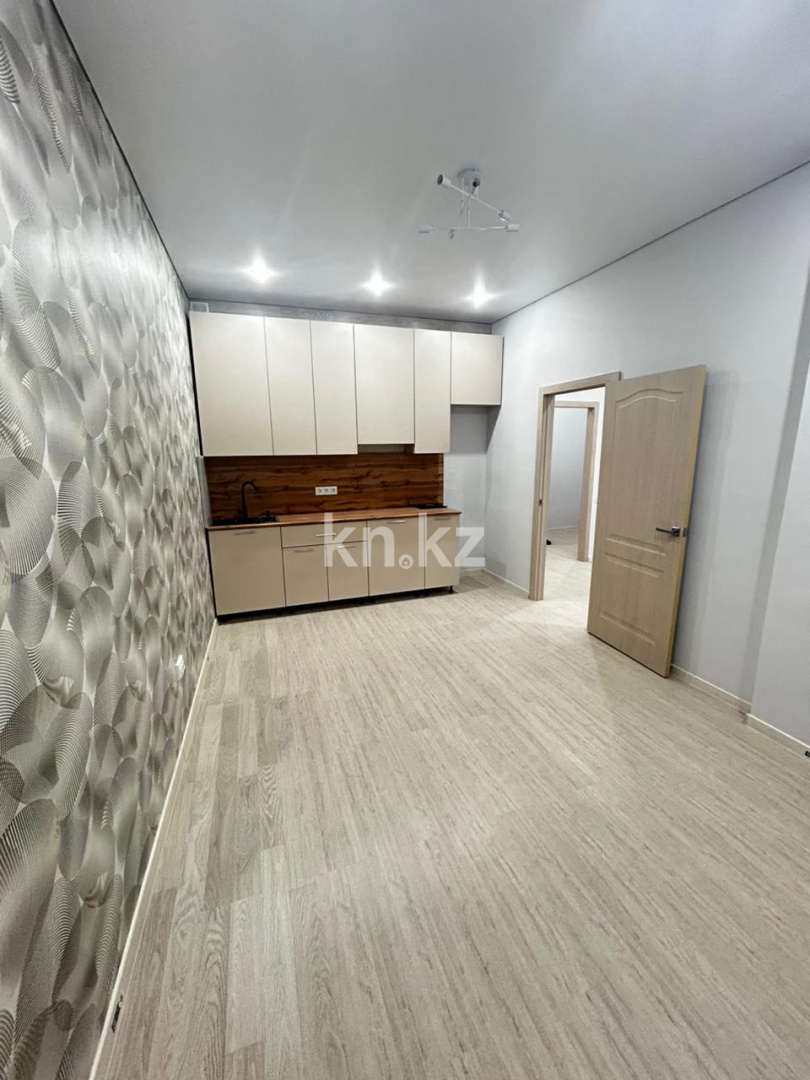 Продажа 2-комнатной квартиры, 42 м², ул. Университетская, дом  18 - Продажа квартир в Караганде с фото фото 1 из 9