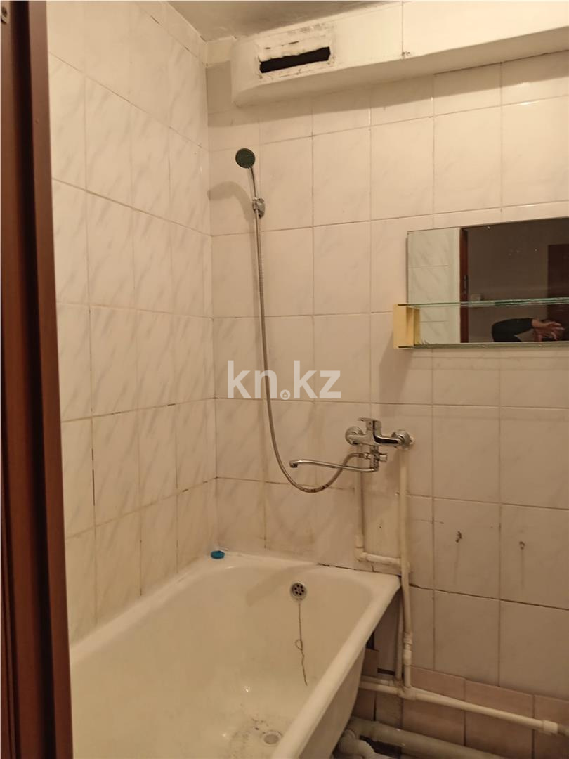 Продажа 2-комнатной квартиры, 45 м², мкр-н 14 в Караганде - фото 9