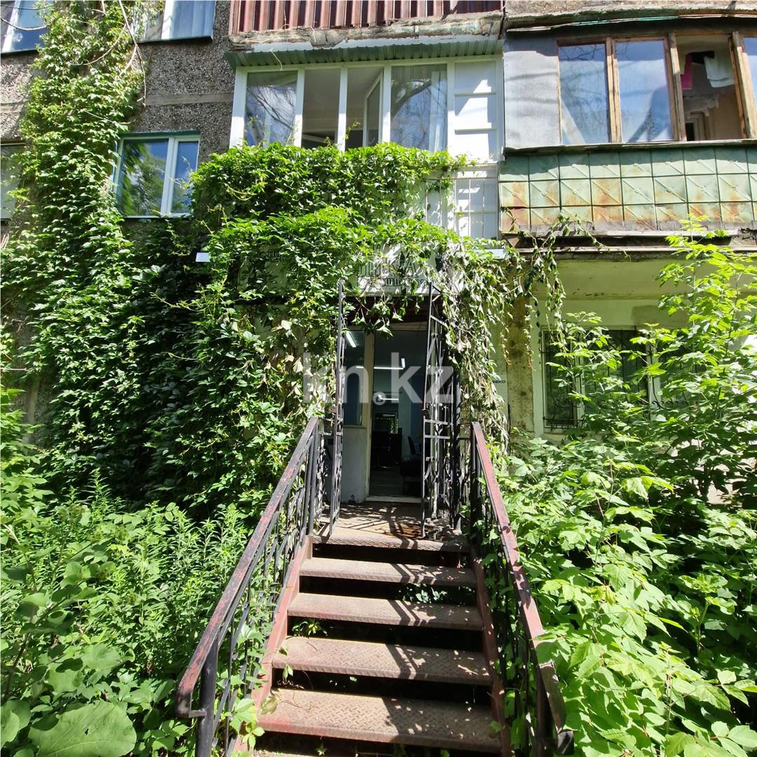 Продажа , 34 м², мкр-н 19 - Продажа офисных и торговых помещений в Караганде с фото фото 1 из 14