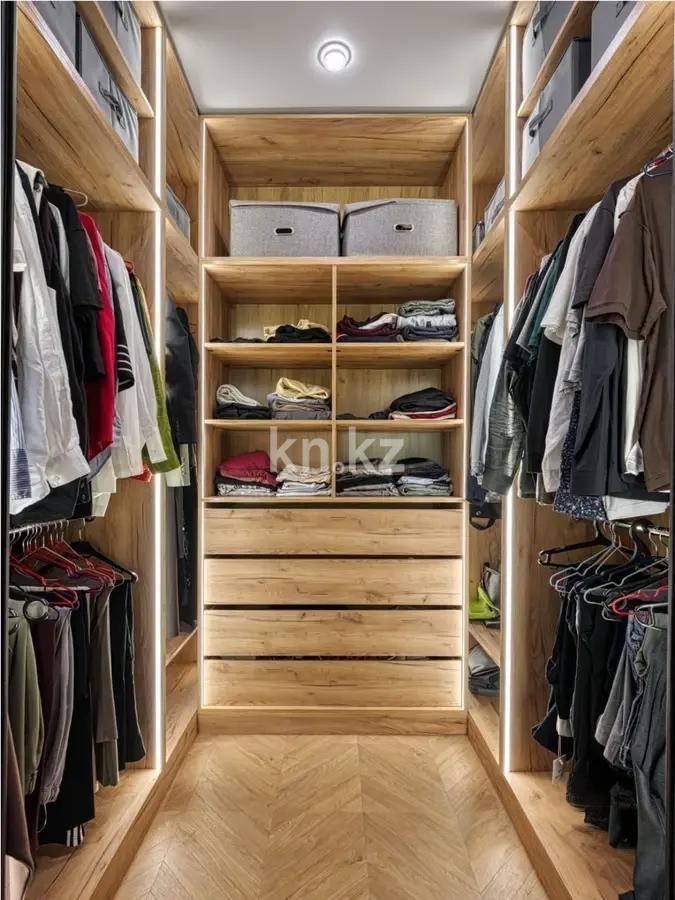 Продажа 3-комнатной квартиры, 95 м², ул. Халиуллина, дом  140/5 в Алматы - фото 9