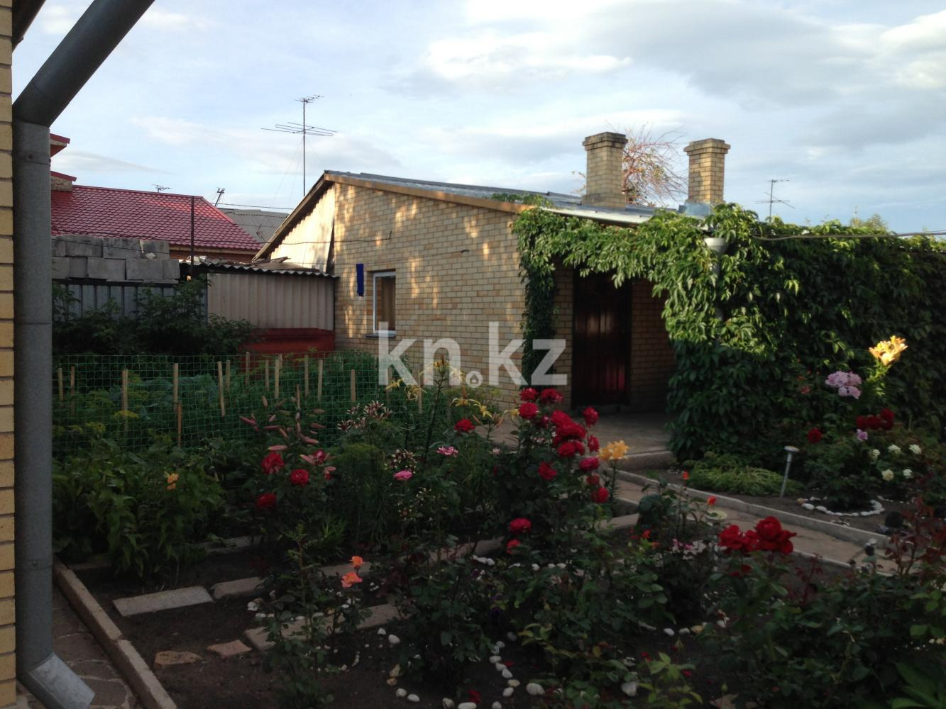 Продажа 3-комнатного дома, 60 м², Арая - Продажа домов, коттеджей в Караганде с фото фото 5 из 27