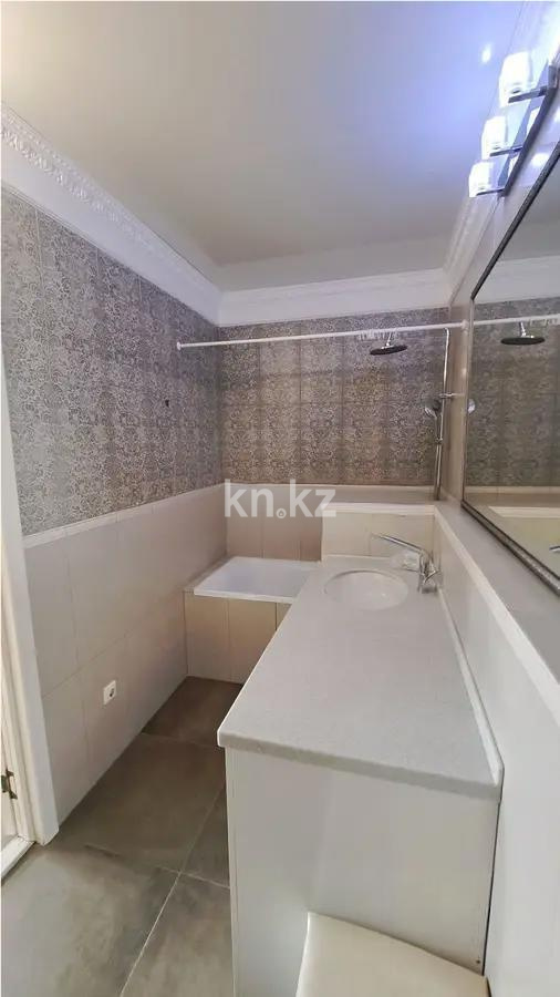 Продажа 3-комнатной квартиры, 100 м², ул. Казыбек би, дом  139 в Алматы - фото 6