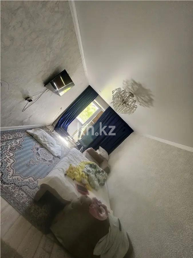 Продажа 1-комнатной квартиры, 38 м², ул. Парковая, дом  13а - Продажа квартир в Шахтинске без посредников фото 1 из 4