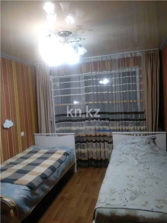 Продажа 3-комнатной квартиры, 68 м², ул. Язева, дом  1 - Продажа  трехкомнатных квартир в Караганде без посредников фото 2 из 4